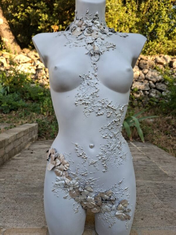 Sculpture sur buste anthropomorphe